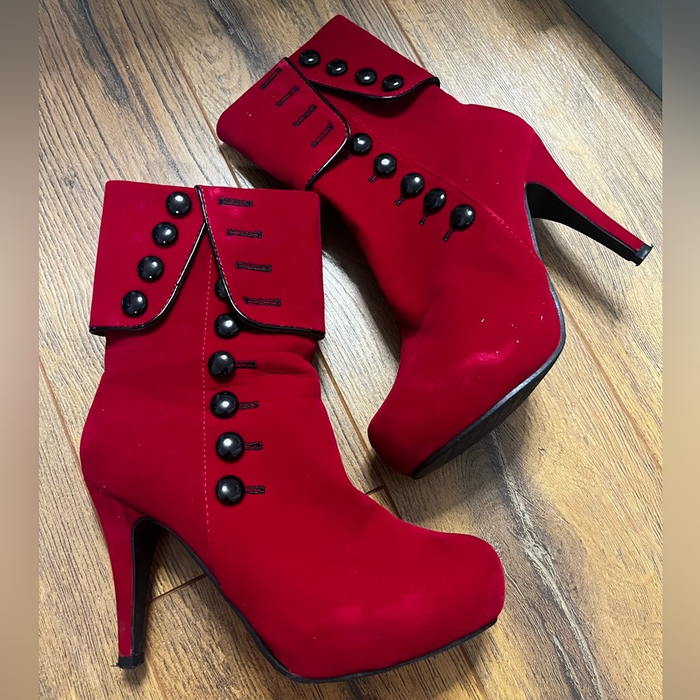 Womens Heeled Booties Size 8